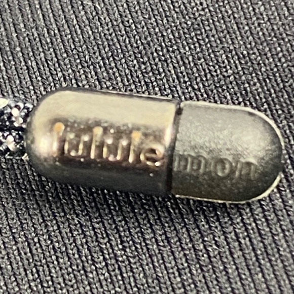 Lululemon Pace Rival Crop 22" in Black size 4 - Picture 8 of 8